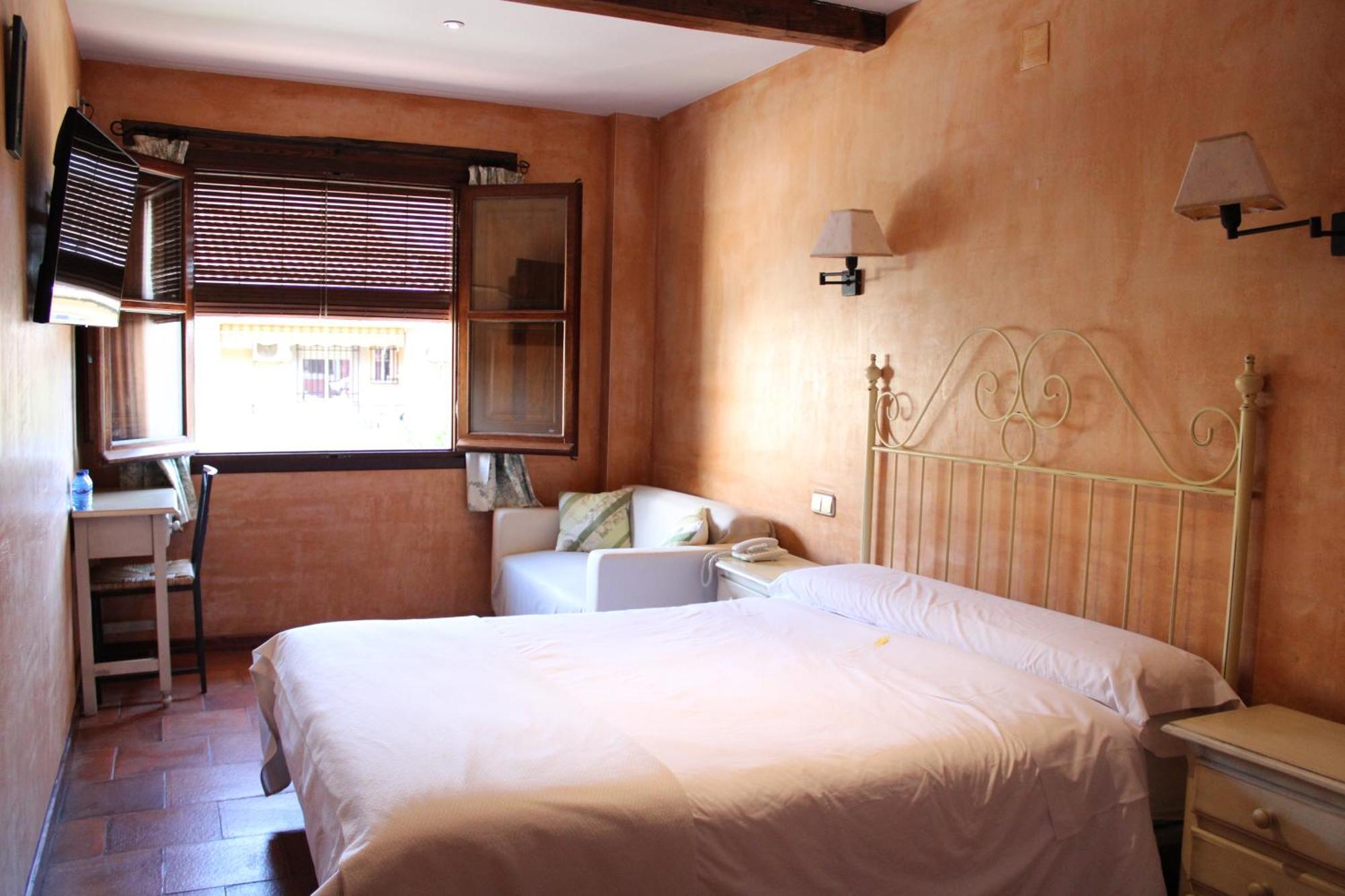 Hotel Rural Carlos I Garganta la Olla Ngoại thất bức ảnh